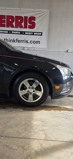 Used 2012 Chevrolet Cruze LT image 28