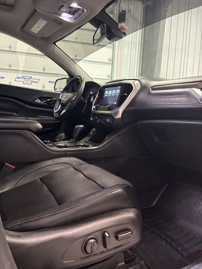 Used 2017 GMC Acadia SLT image 50