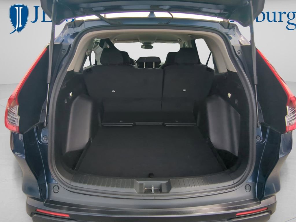 Used 2025 Honda CR-V LX image 10