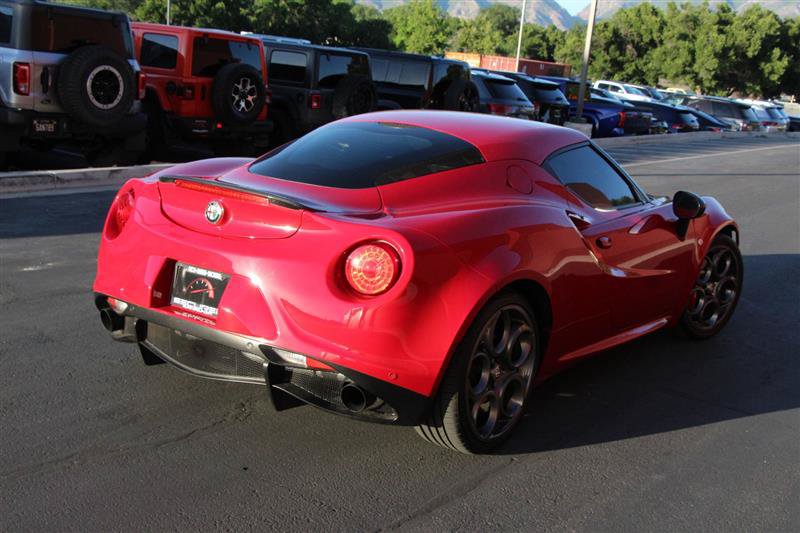 Used 2015 Alfa Romeo 4C Launch Edition w/ Convenience Group RWD image 10
