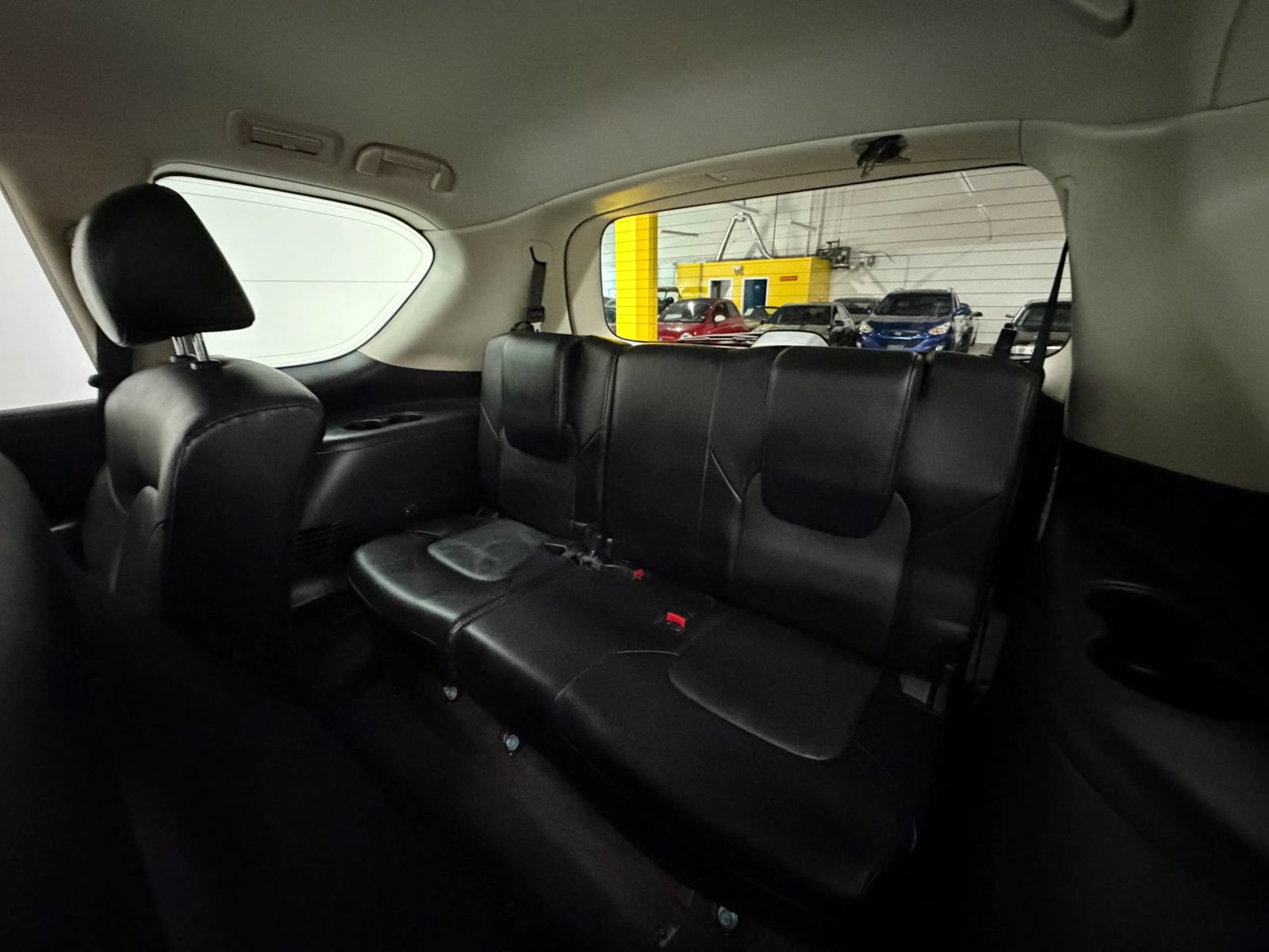 Used 2021 Nissan Armada SV RWD image 17