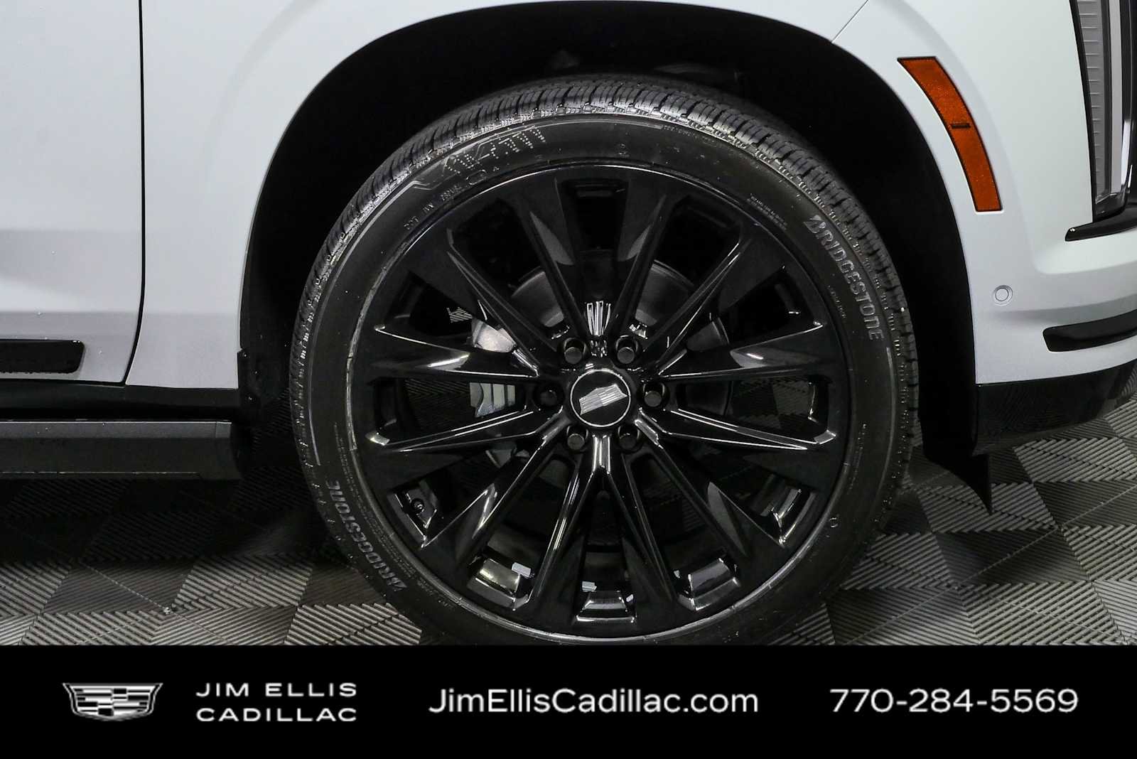 New 2026 Cadillac Escalade Platinum Sport w/ LPO, ONYX Package AWD/4WD image 42