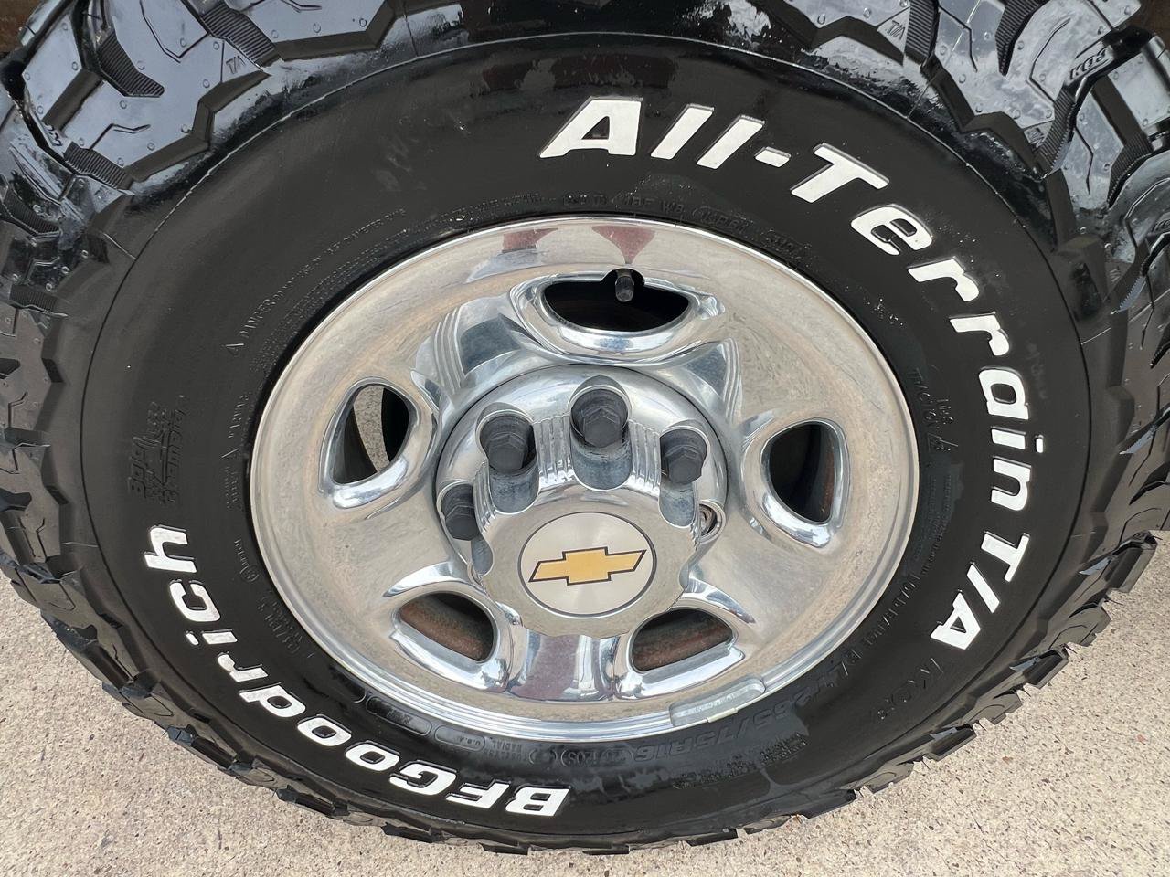Used 2005 Chevrolet Silverado 2500 LS AWD/4WD image 12