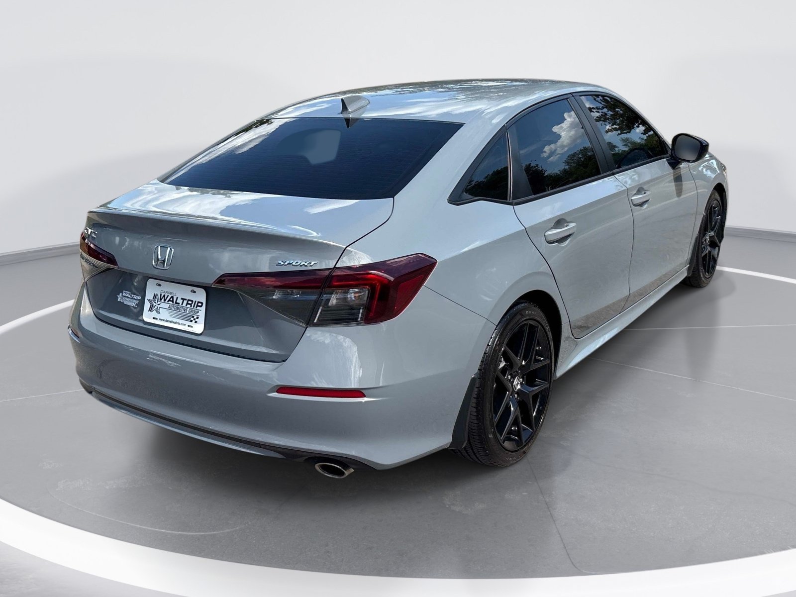 Used 2025 Honda Civic Sport image 8