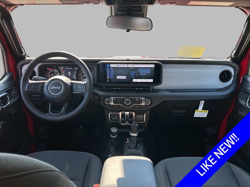 Certified 2025 Jeep Gladiator Sport AWD/4WD image 16