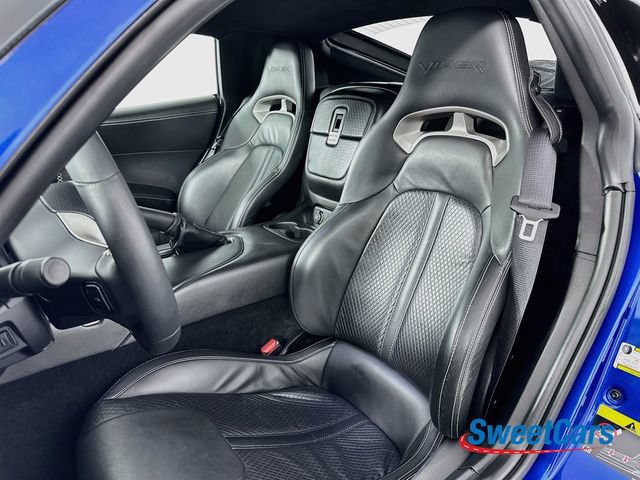 Used 2013 SRT Viper GTS w/ GTS Laguna Interior Pkg RWD image 11