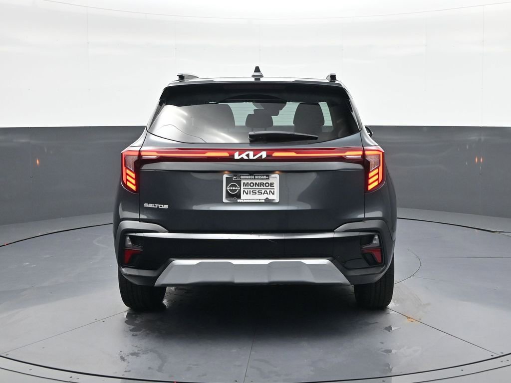Used 2024 Kia Seltos S FWD image 6