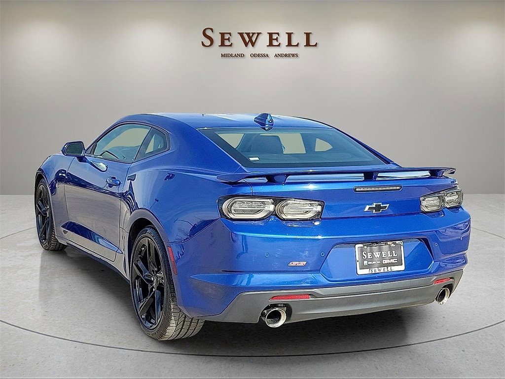Used 2021 Chevrolet Camaro SS image 3