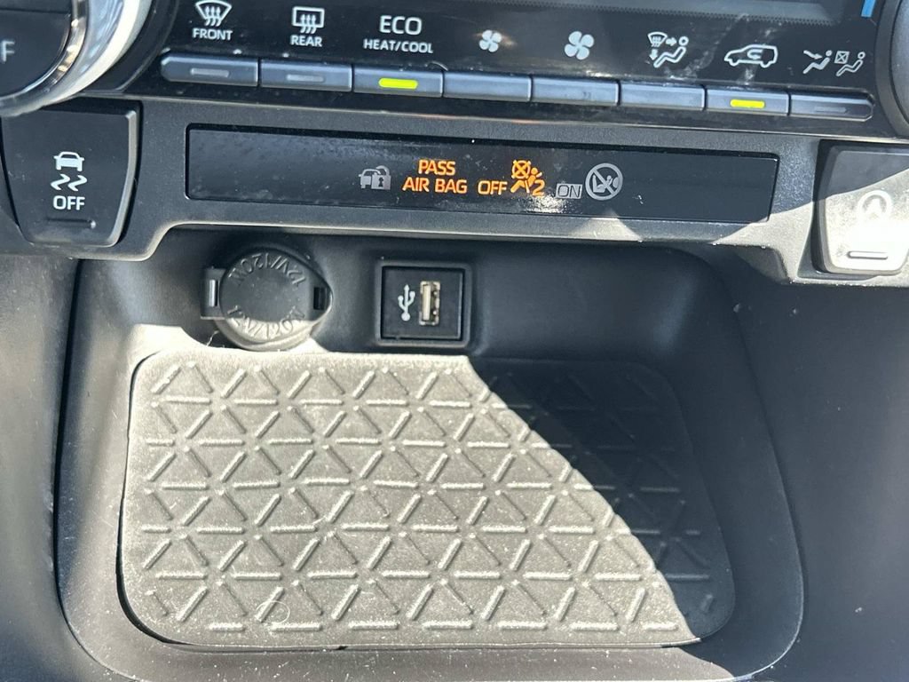 Used 2024 Toyota RAV4 XLE Premium FWD image 41