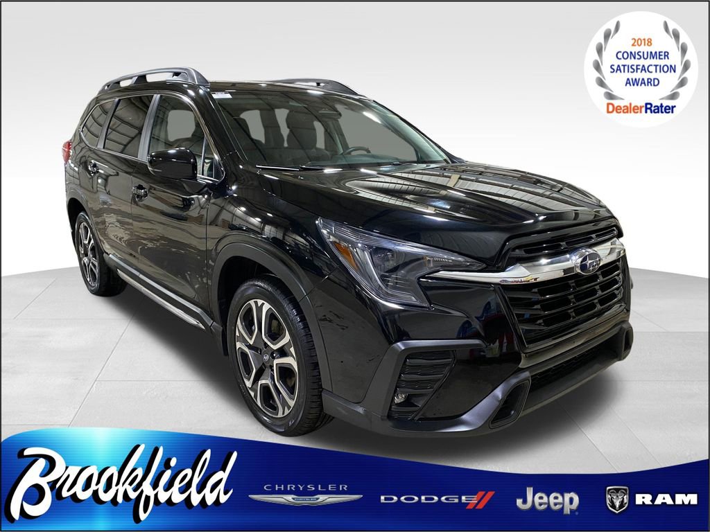 Used 2024 Subaru Ascent Limited image 1