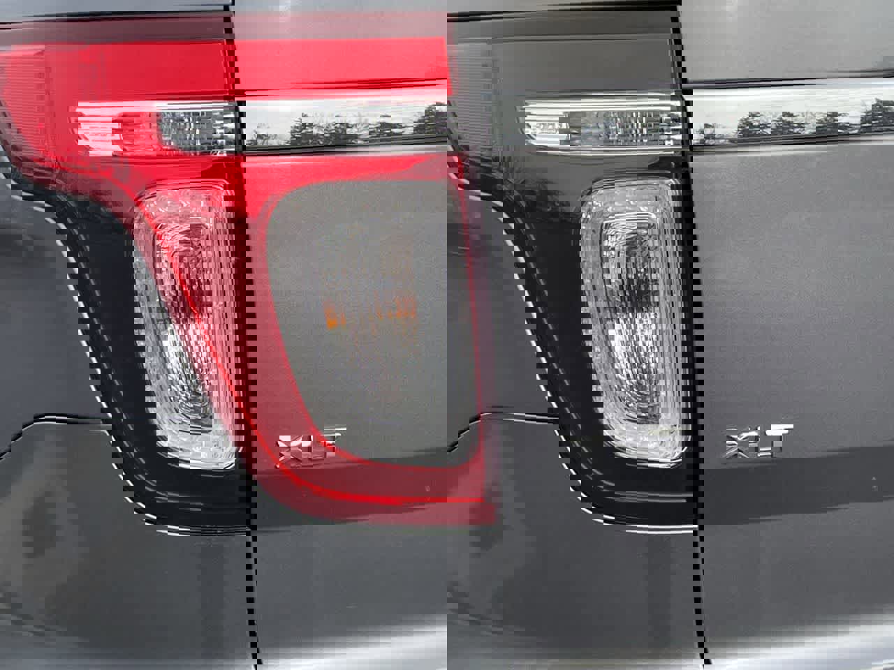 Used 2014 Ford Explorer XLT w/ Equipment Group 202A image 37