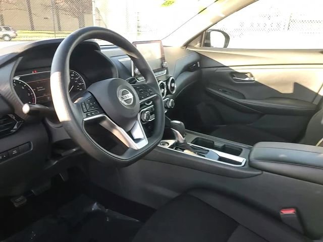 Used 2023 Nissan Sentra SV image 9