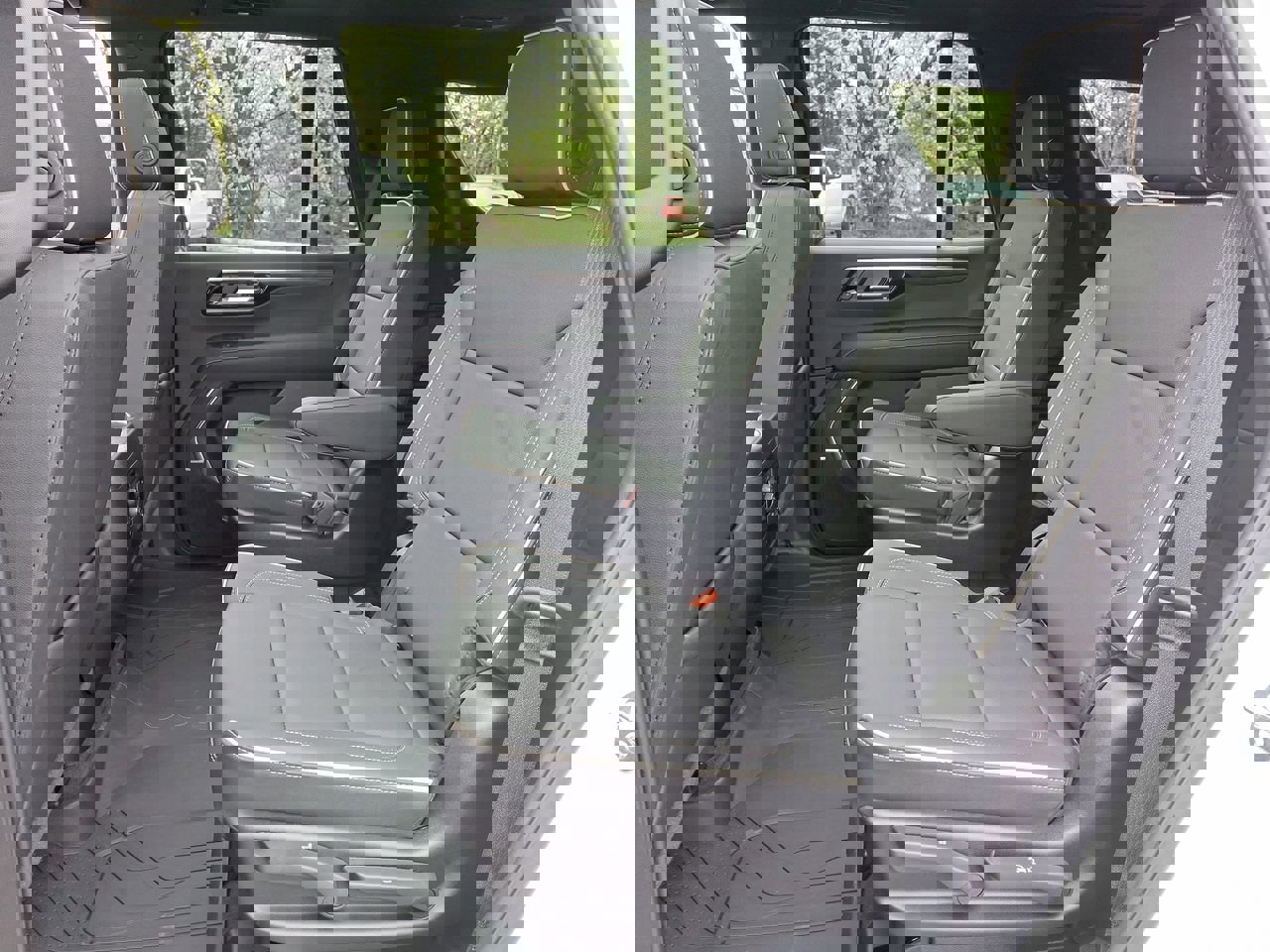 New 2026 Chevrolet Tahoe Premier AWD/4WD image 13