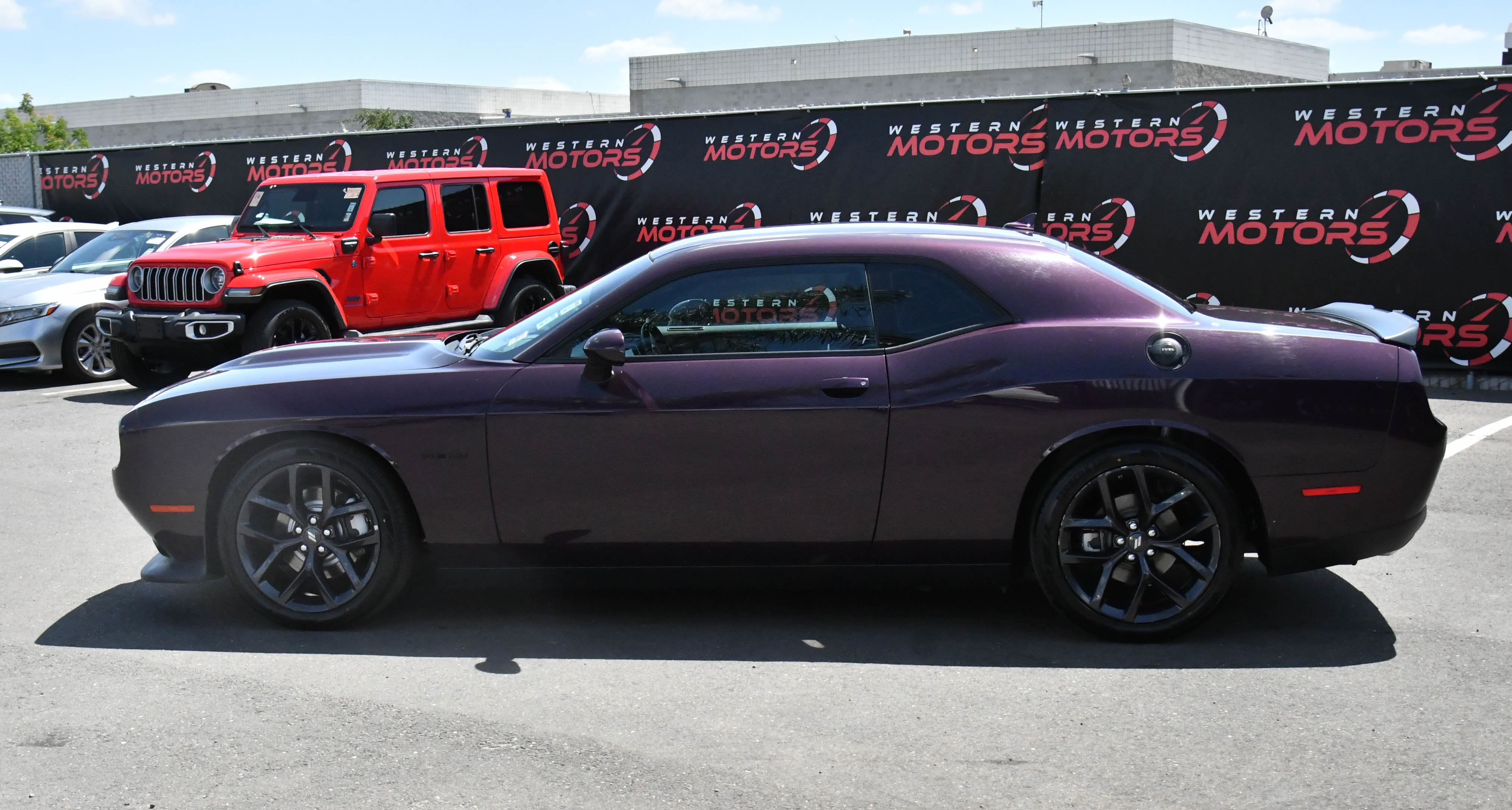 Used 2022 Dodge Challenger R/T w/ Plus Package RWD image 4