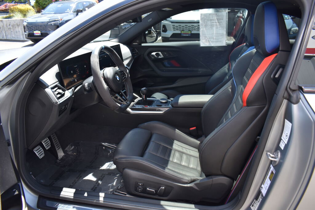 Used 2024 BMW M2 w/ Lighting Package RWD image 18