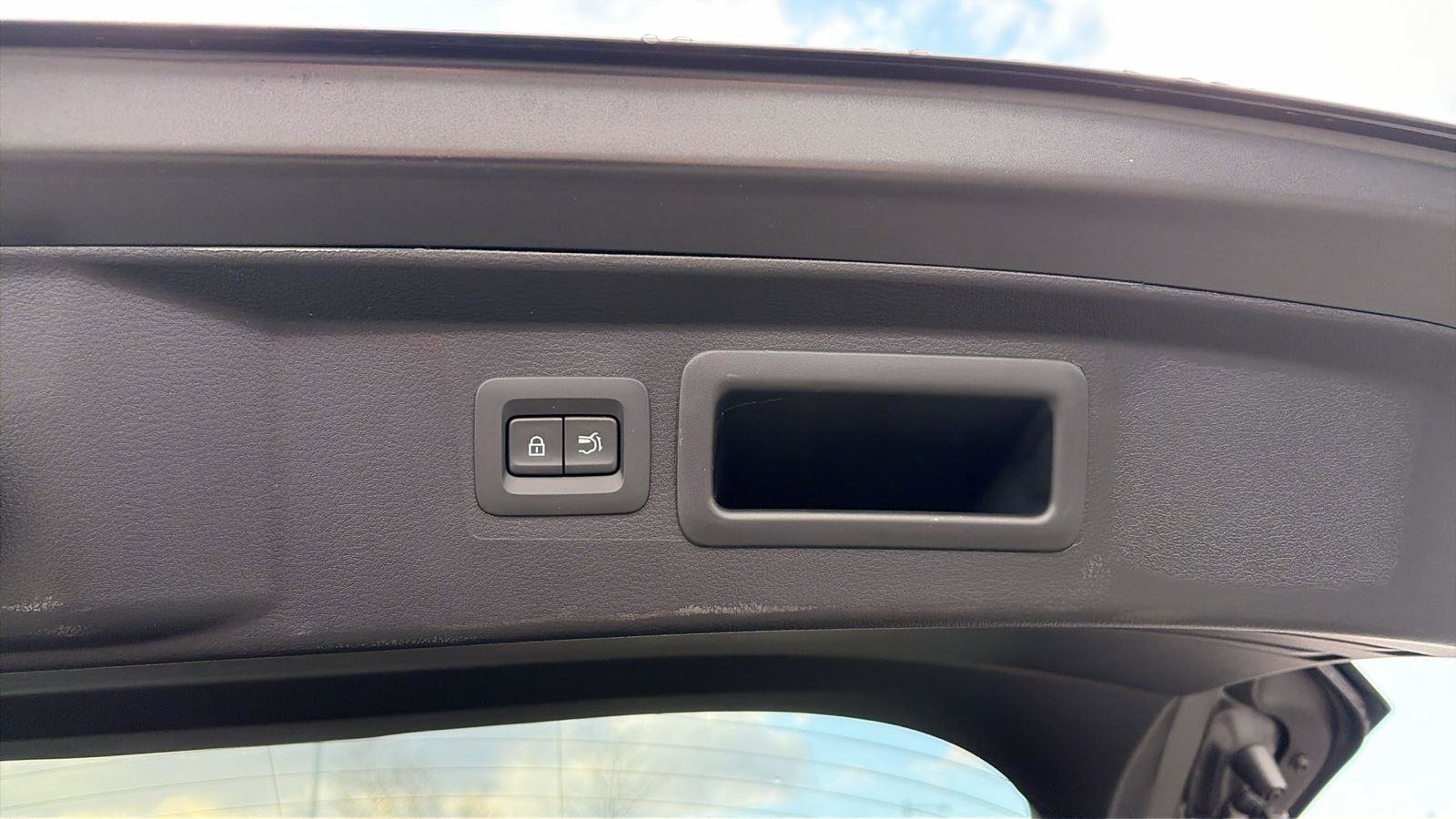 New 2025 MAZDA CX-50 AWD 2.5 Hybrid w/ Premium Pkg image 29