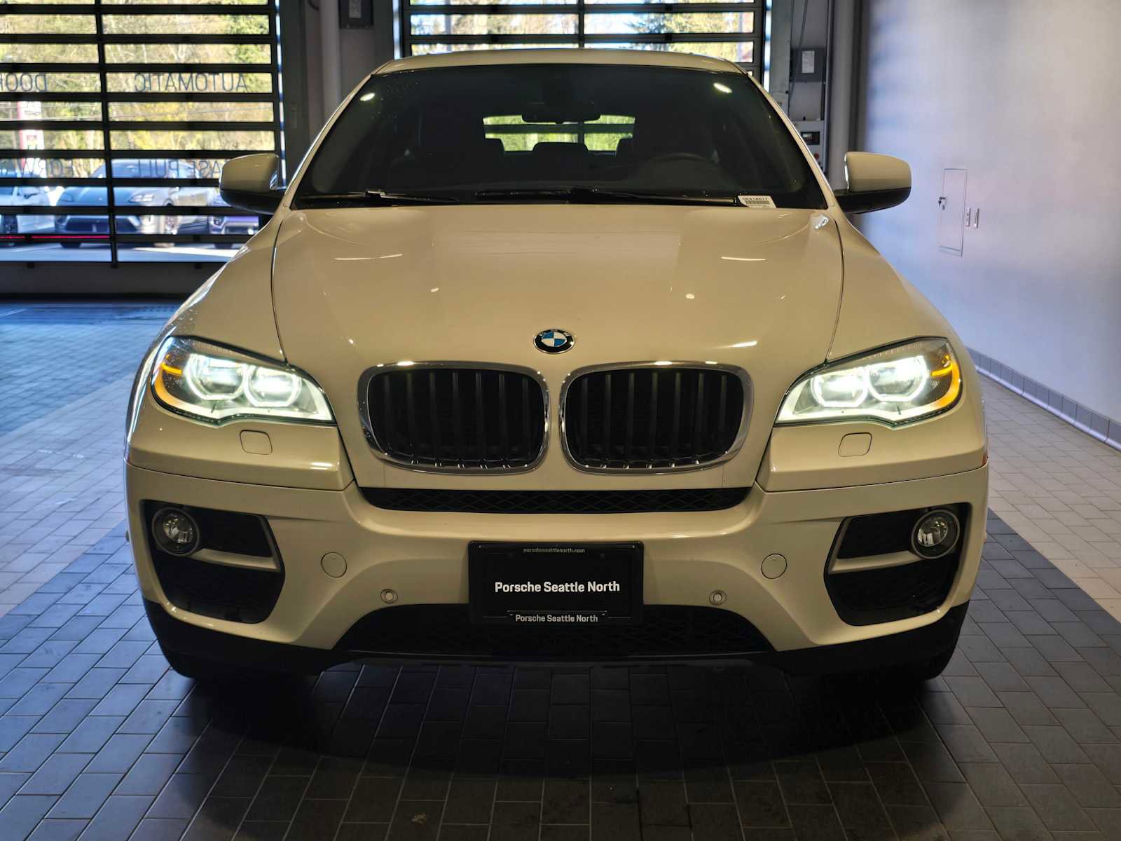 Used 2014 BMW X6 xDrive35i image 8