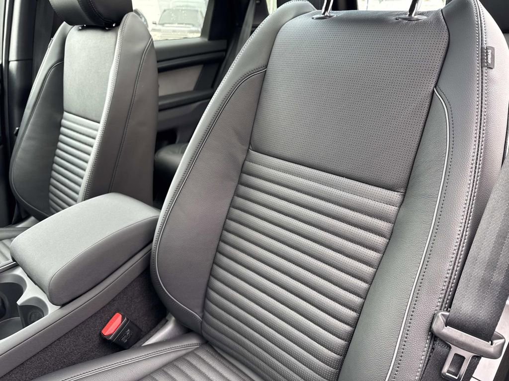 New 2026 Land Rover Discovery Sport Landmark image 19