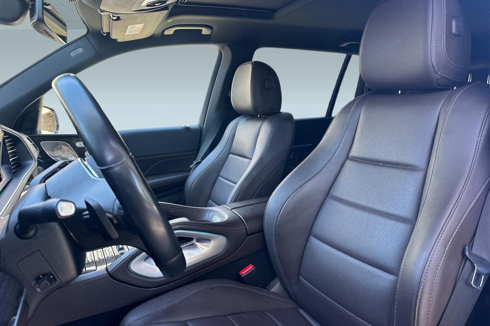 Used 2022 Mercedes-Benz GLS 450 4MATIC image 5