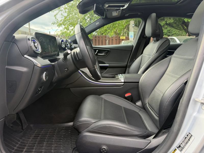 Used 2022 Mercedes-Benz C 300 4MATIC Sedan w/ Exclusive Trim Package image 11
