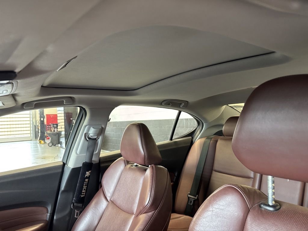 Used 2015 Acura TLX w/ Technology Package FWD image 12
