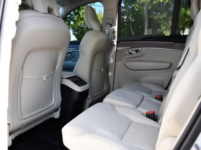 New 2026 Volvo XC90 B6 Ultra AWD/4WD image 17