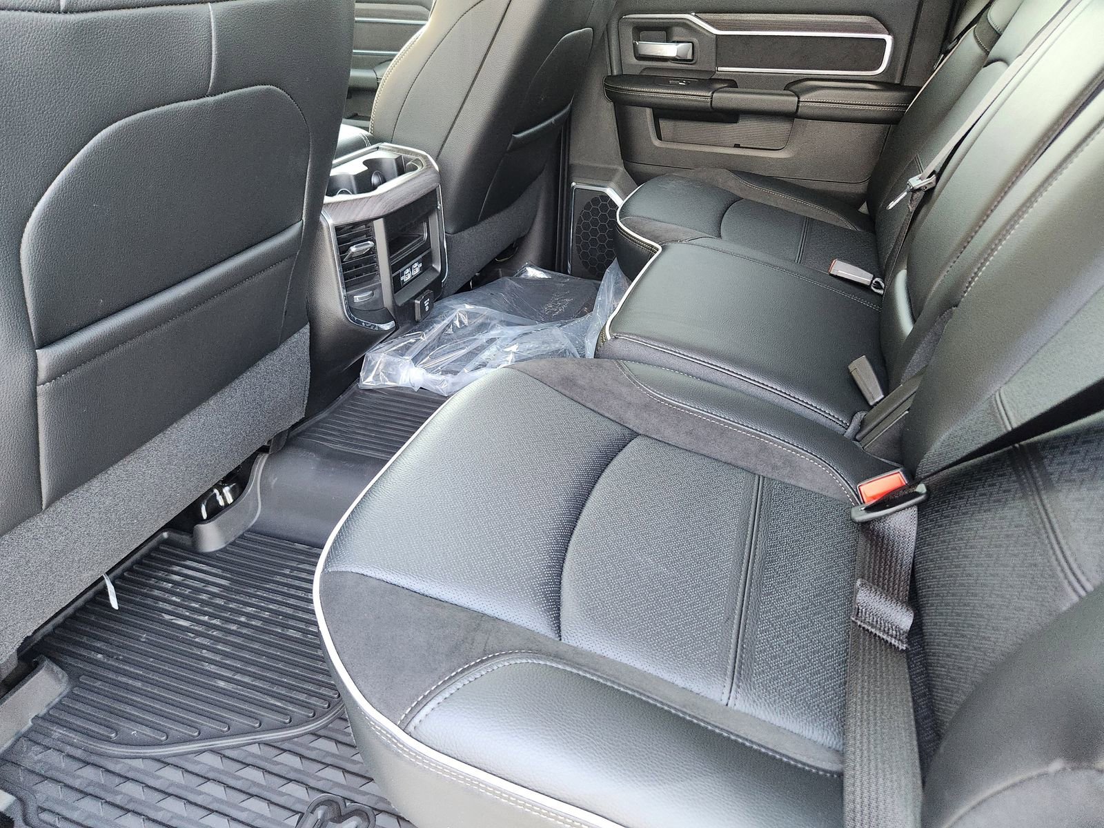 New 2026 RAM 2500 Laramie w/ Night Edition image 25