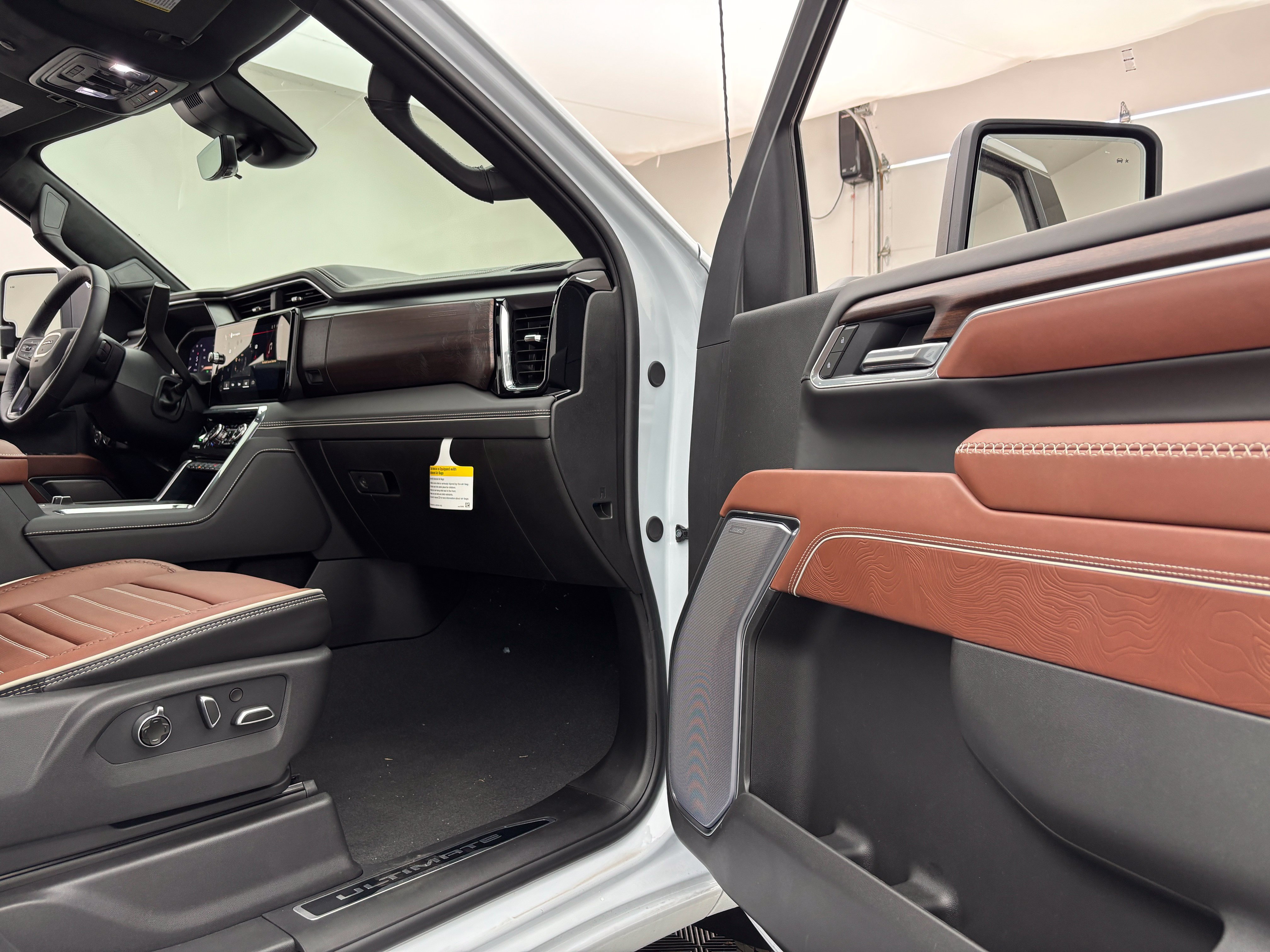 New 2026 GMC Sierra 2500 Denali Ultimate AWD/4WD image 39