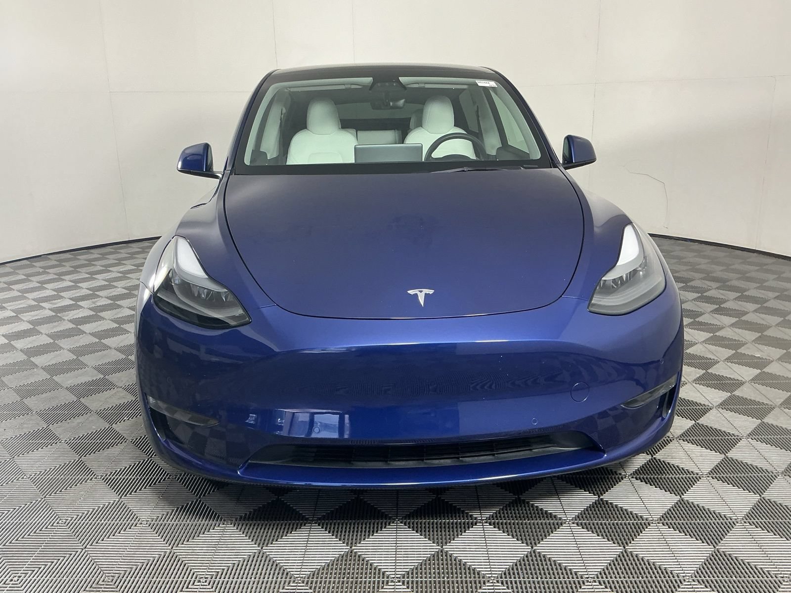 Used 2021 Tesla Model Y Performance AWD/4WD image 2