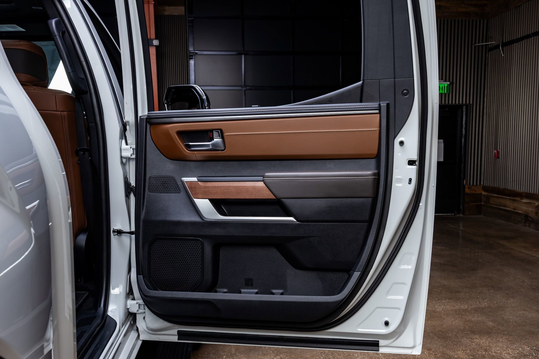 Used 2025 Toyota Tundra 1794 Edition image 38