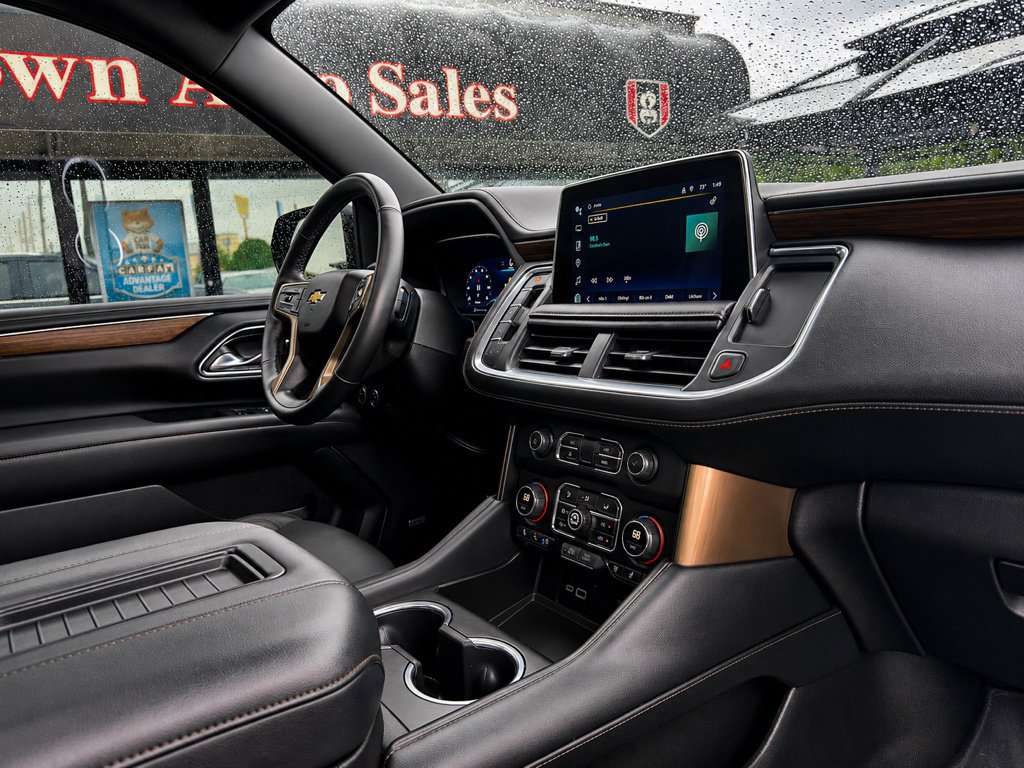 Used 2024 Chevrolet Tahoe High Country AWD/4WD image 36