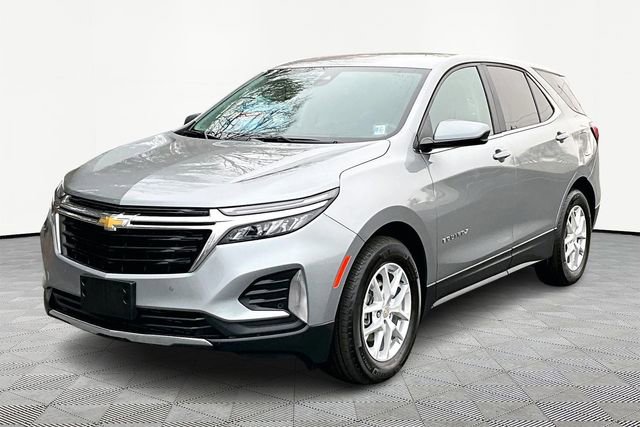 Used 2023 Chevrolet Equinox LT image 3