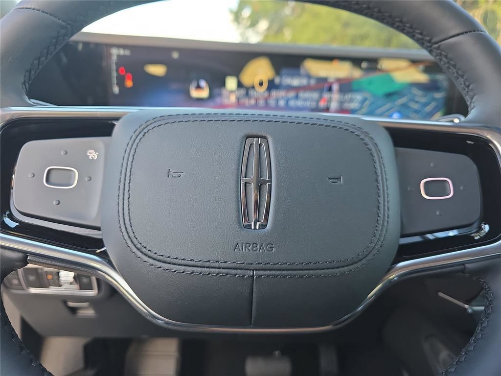 New 2026 Lincoln Nautilus Premier AWD/4WD image 21