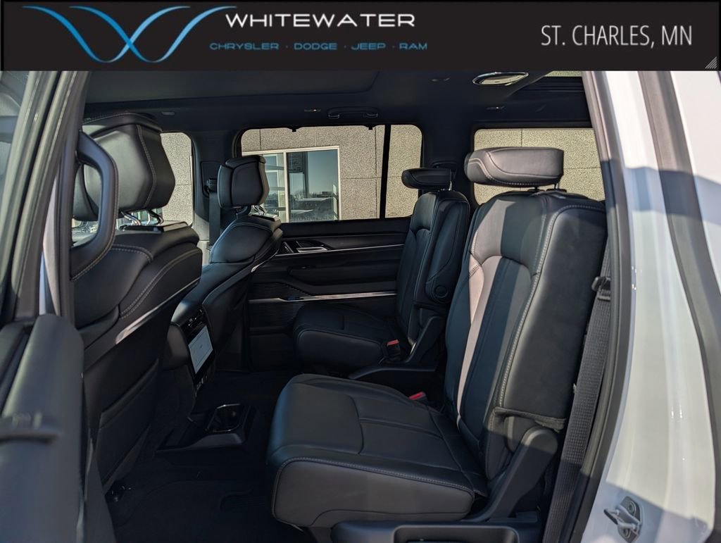 New 2026 Jeep Grand Wagoneer Summit w/ Premium Group III image 6