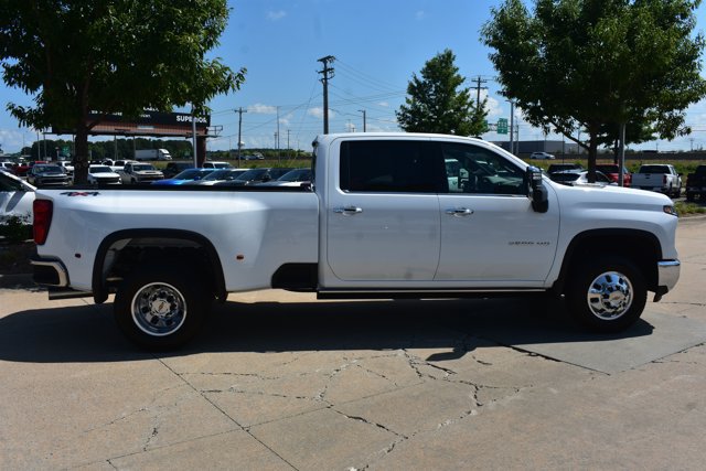 New 2026 Chevrolet Silverado 3500 LTZ w/ LTZ Plus Package AWD/4WD image 4