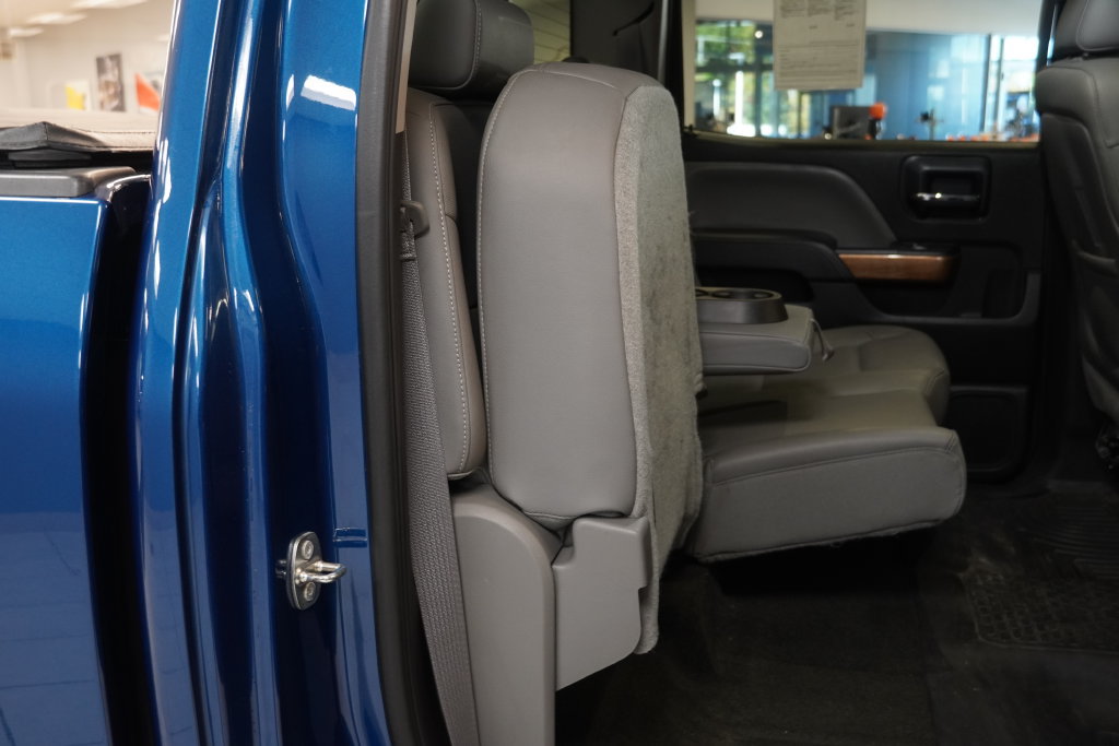 Used 2015 Chevrolet Silverado 1500 LTZ w/ LTZ Plus Package AWD/4WD image 54