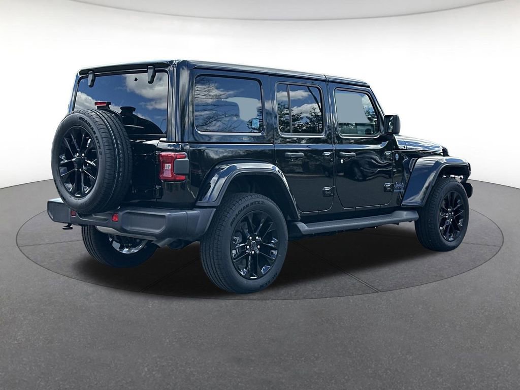 Certified 2025 Jeep Wrangler Unlimited Sahara AWD/4WD image 6