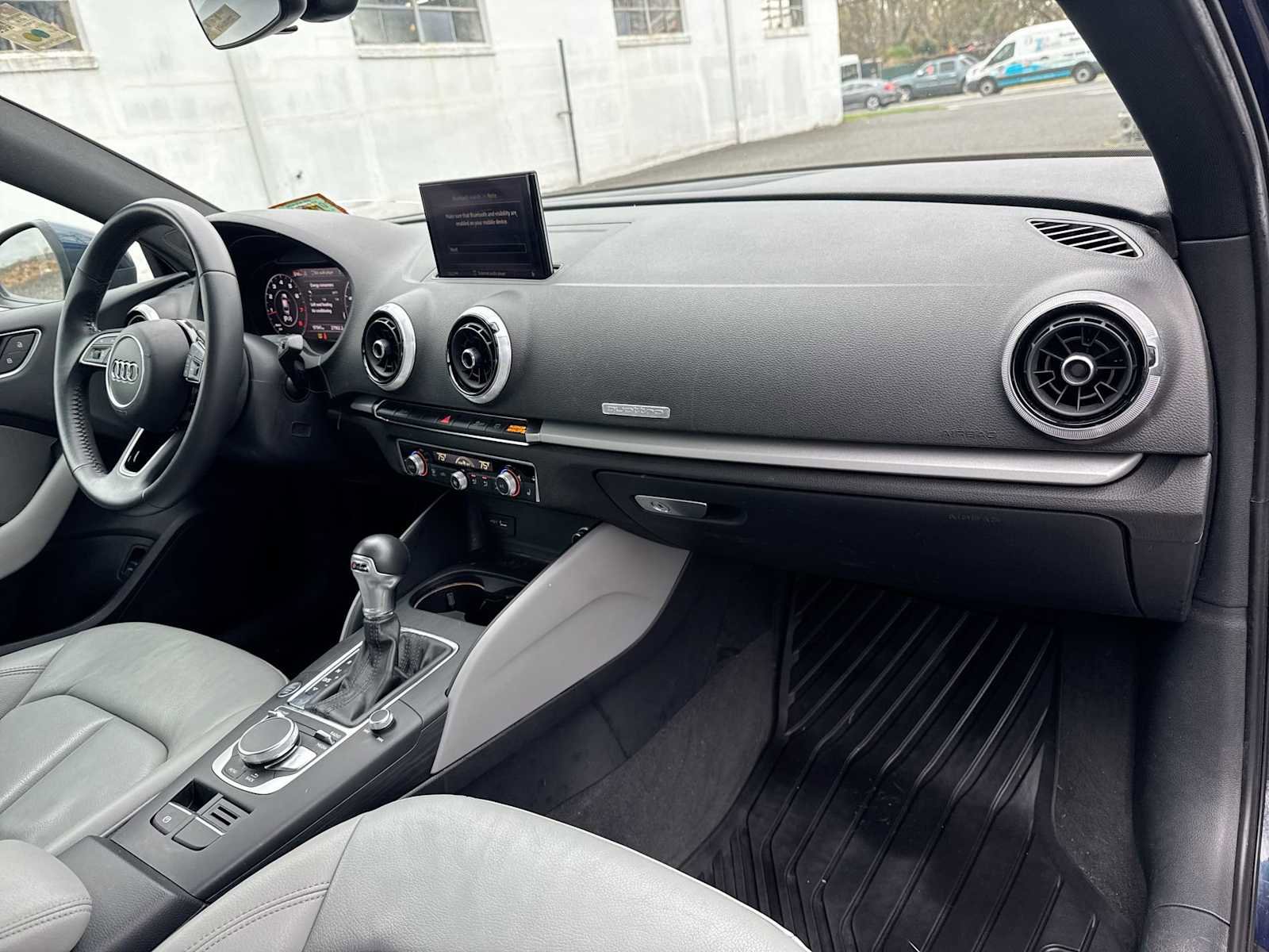 Used 2018 Audi A3 2.0T Premium image 16