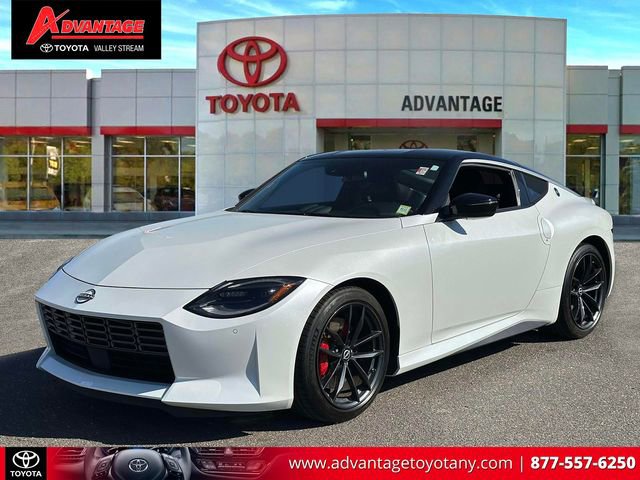 Used 2024 Nissan Z Performance w/ Floor Mat Package RWD image 4