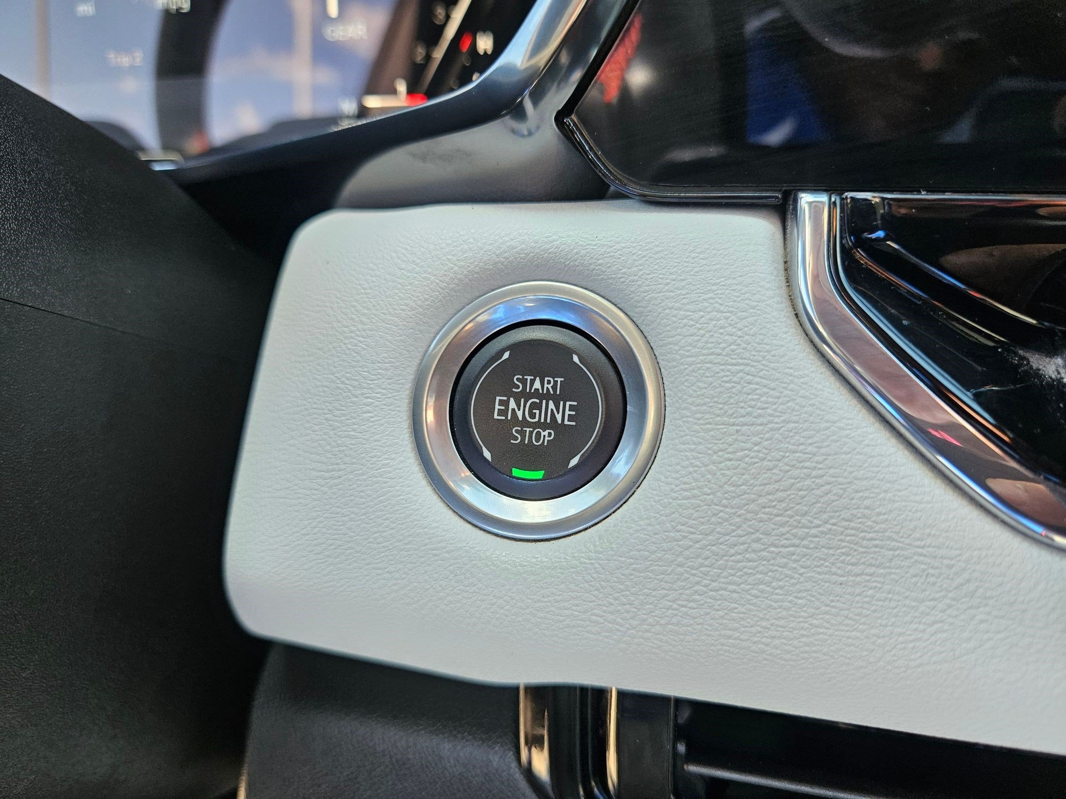 Used 2024 GMC Canyon AT4X AWD/4WD image 19