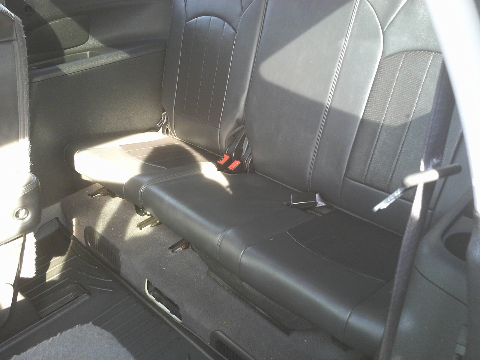 Used 2012 GMC Acadia Denali image 10