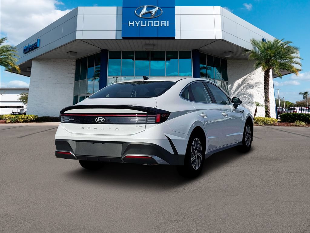 New 2026 Hyundai Sonata Blue FWD image 8