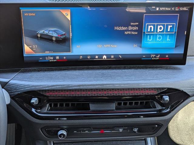 Used 2025 BMW 330i xDrive Sedan w/ Premium Package image 14