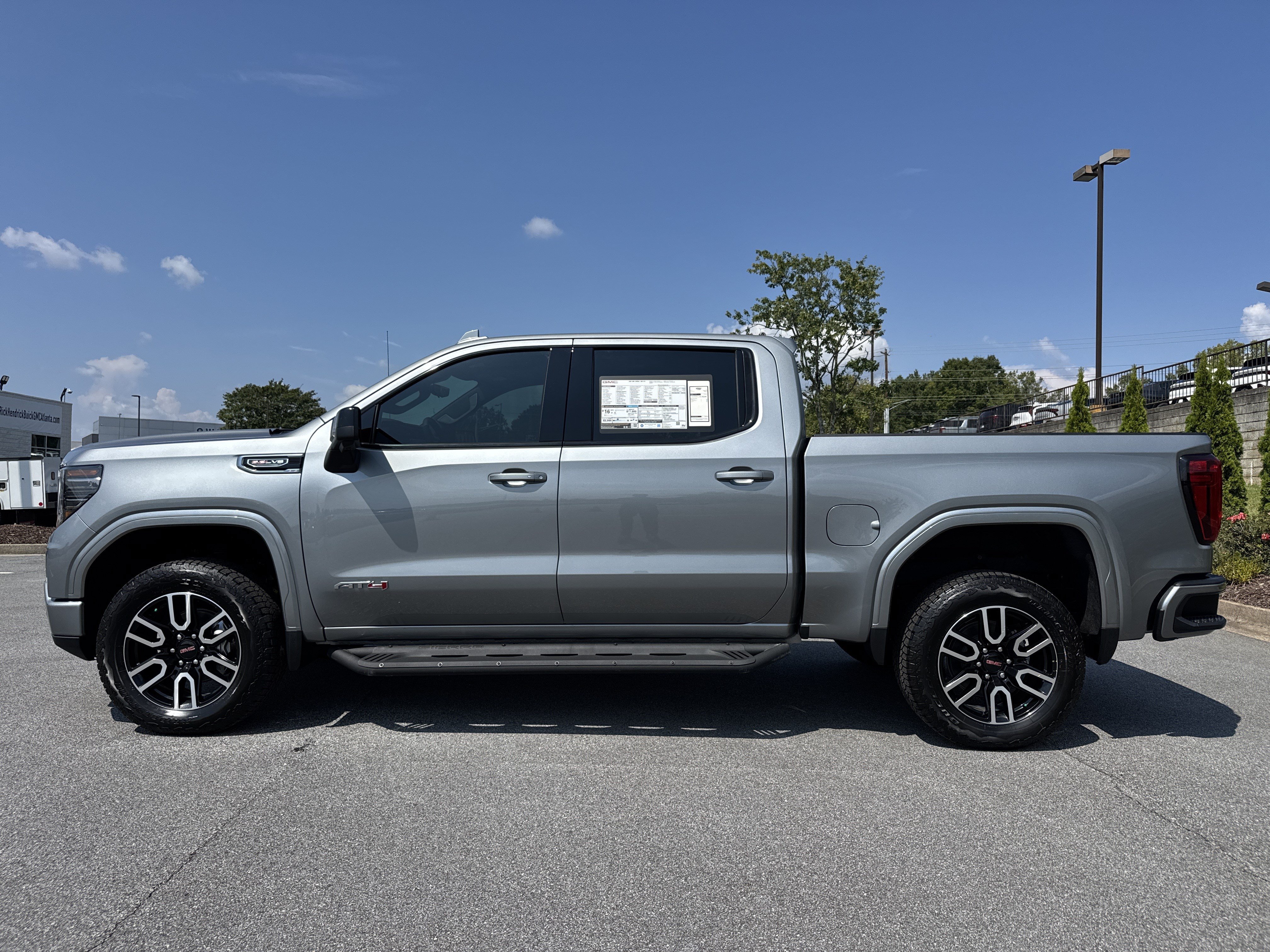 New 2026 GMC Sierra 1500 AT4 w/ AT4 Premium Package AWD/4WD image 7