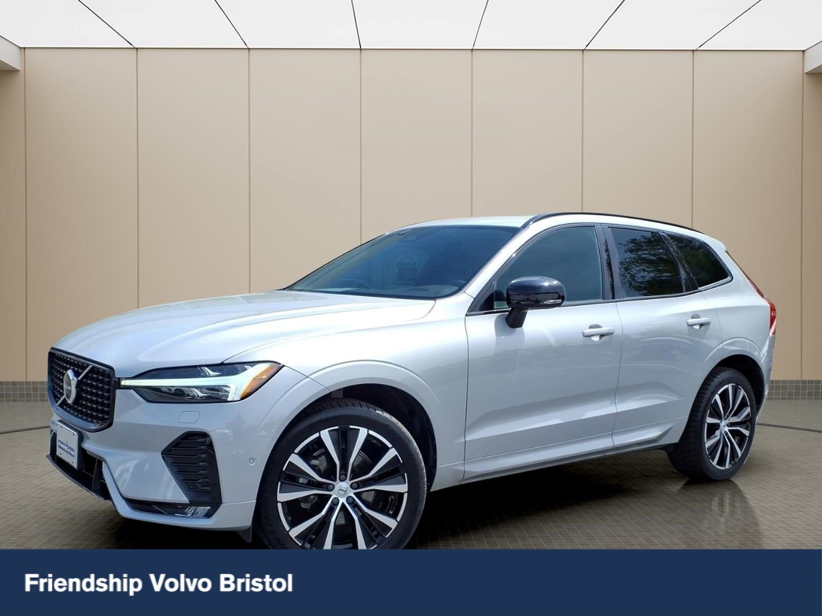 Used 2023 Volvo XC60 B5 Plus w/ Climate Package