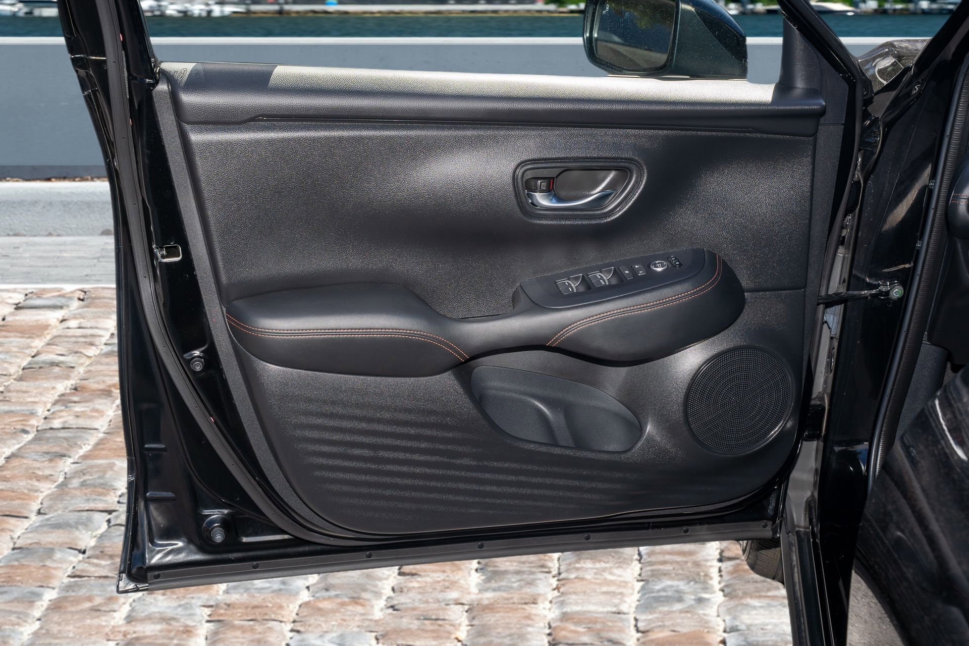 Certified 2024 Honda HR-V Sport image 9