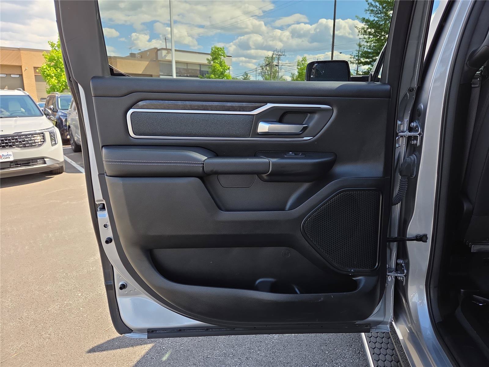 Used 2023 RAM 1500 Big Horn AWD/4WD image 23