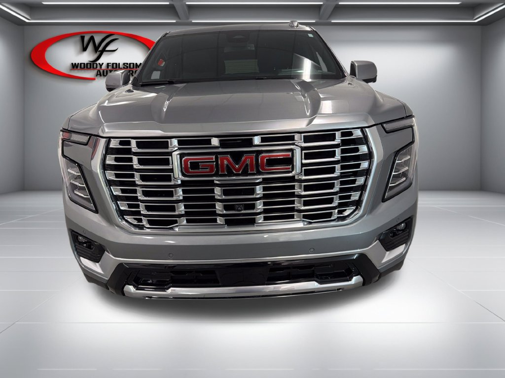 Used 2025 GMC Yukon Denali RWD image 2