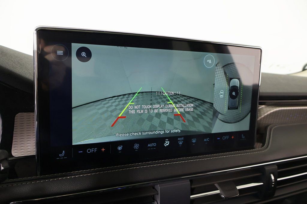 New 2026 Lincoln Corsair Reserve w/ Jet Appearance Package FWD image 6
