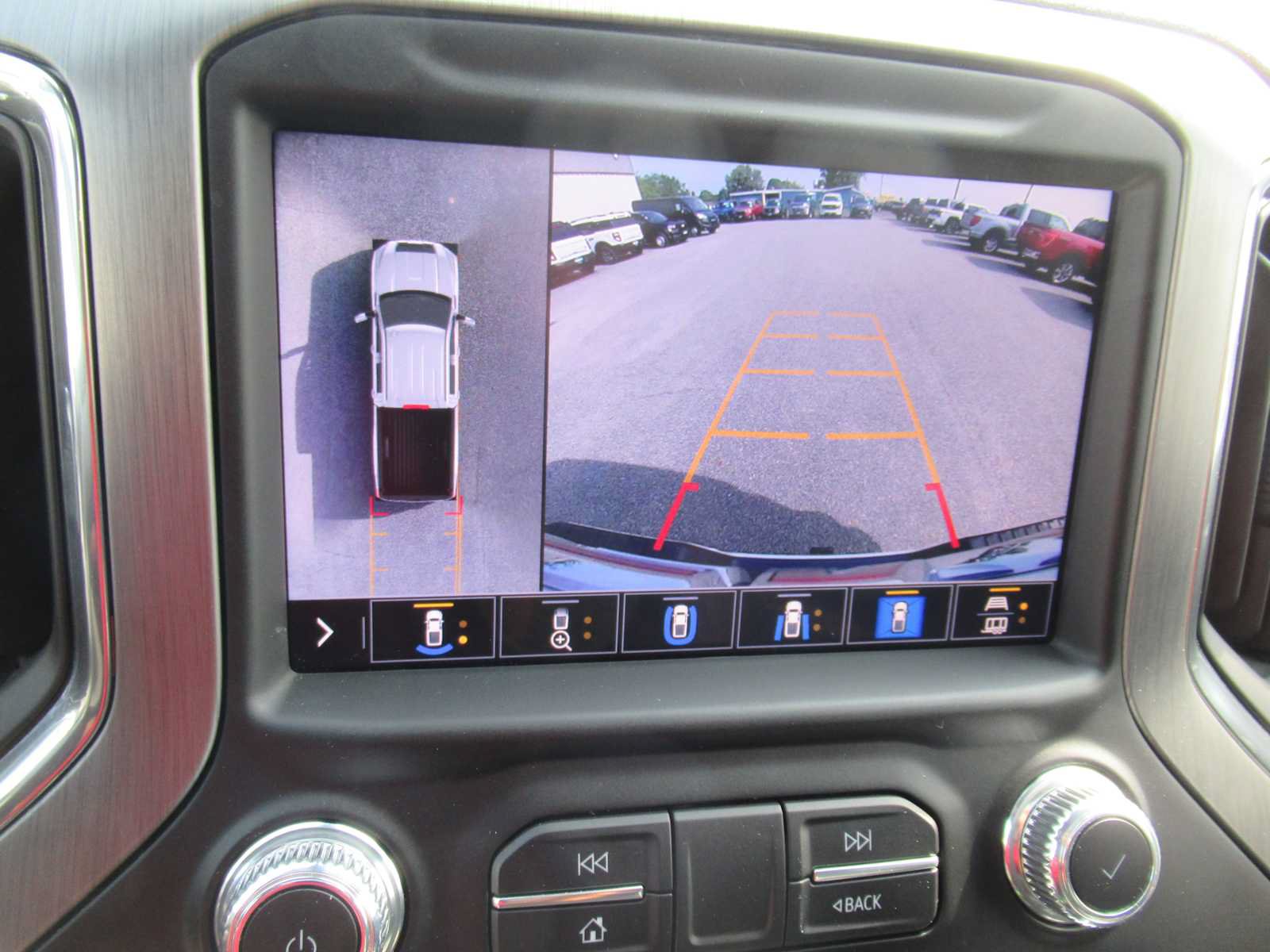 Used 2023 GMC Sierra 2500 Denali w/ Technology Package AWD/4WD image 37